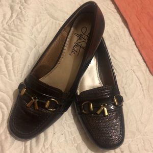 Alligator detail loafers